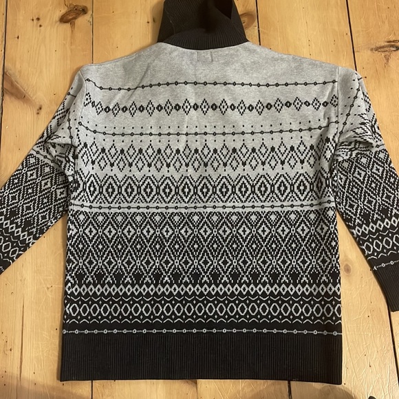 joie sweater - Picture 8 of 8